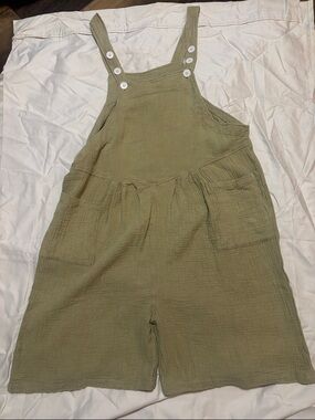 New Light Olive Green Gauze Romper with Front Pockets